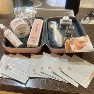 Beauty Bio Glo Pro skin and hair serum case eye face body travel case pink